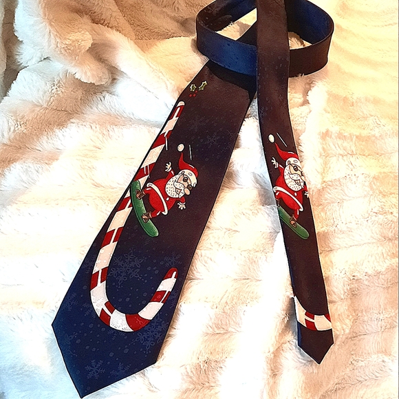 100% Silk Santa Snowboarding Candy Cane Tie - Picture 9 of 9